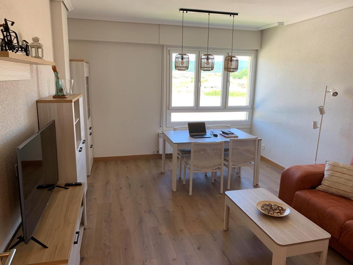 Tellazar Apartment Maestu Bagian luar foto