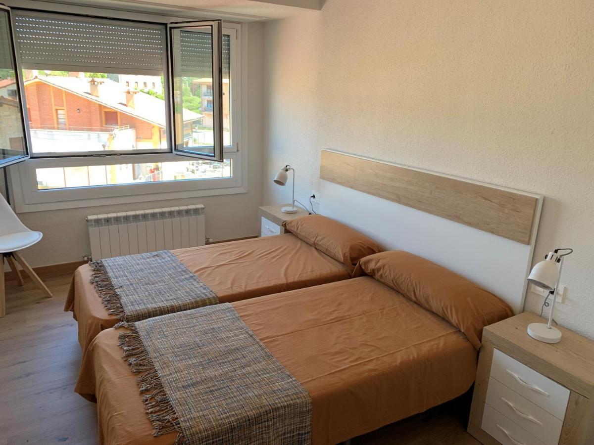 Tellazar Apartment Maestu Bagian luar foto